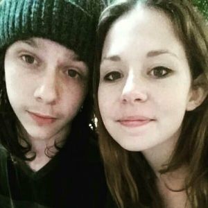 Meet your Posher, Harmony